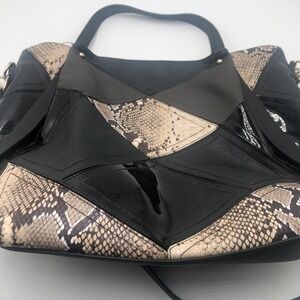 Big Buddha‎ Purse Black Snake Skin Pattern New Without Tags Big Carry On Strap